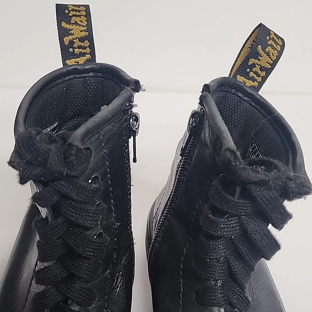 Dr. Martens AirWair with bouncing soles size 3 leather lace-up boots
